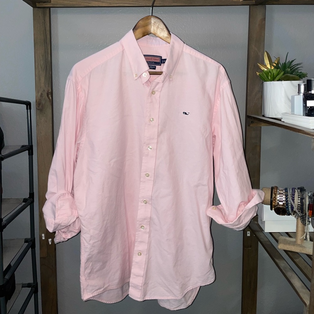 Vineyard vine’s mens dress button down